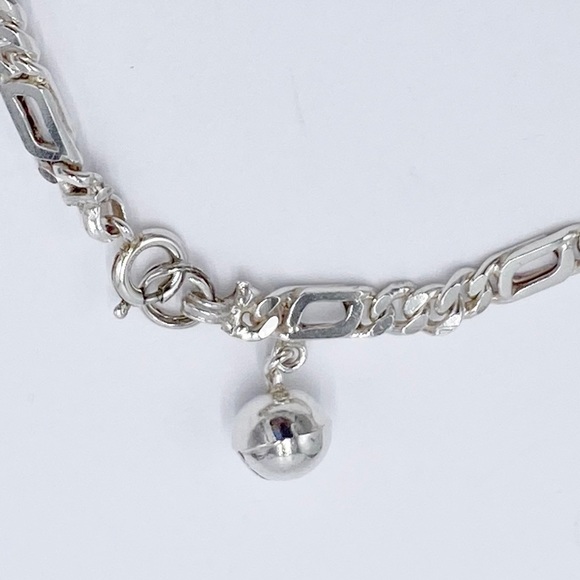 Vintage Sterling Silver Bracelet With A Bell - Picture 2 of 8